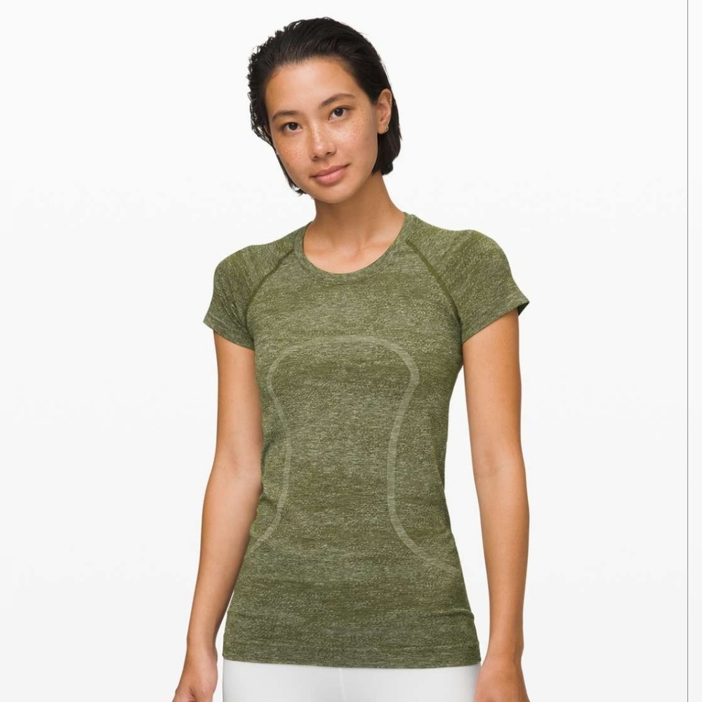 Lululemon Swiftly Speed Short Sleeve FIELD GREEN Sz 8 Blokette Sporty Chic